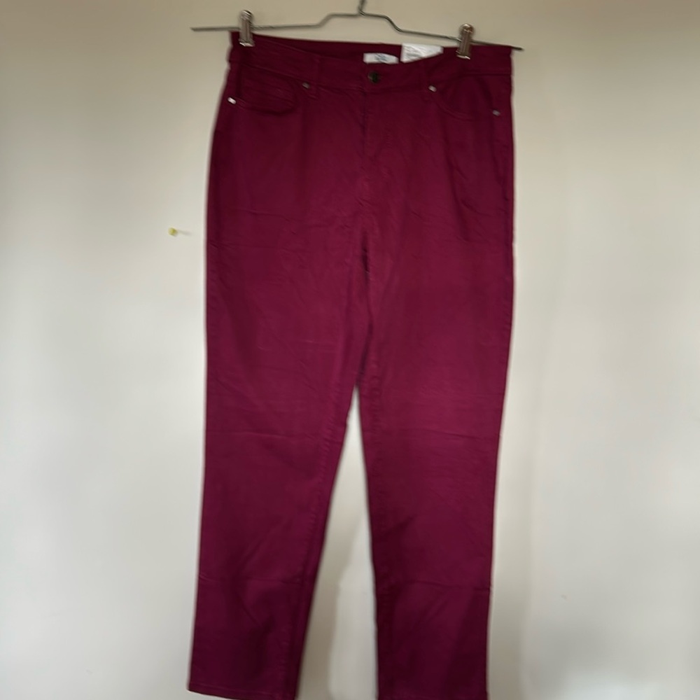Croft & Barrow Jeans  Fushia in colour